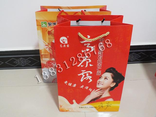 手提紙袋包裝，彩色紙袋生產廠家，禮品手提紙袋價格