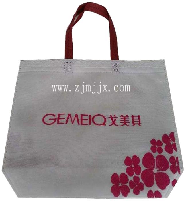 無(wú)紡布立體袋制袋機(jī)，無(wú)紡布燙把機(jī)