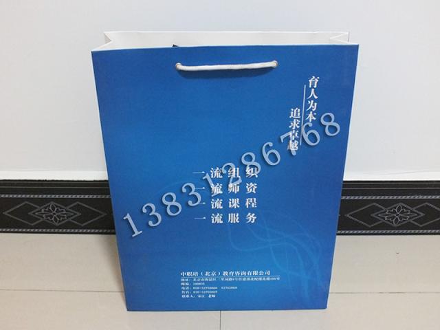 河北紙袋廠|專業(yè)生產(chǎn)各種手提紙袋