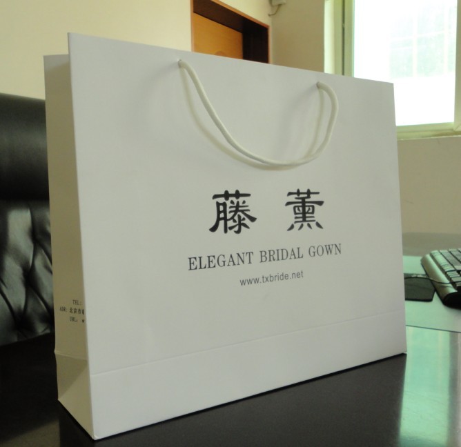 廣州制作生產(chǎn)優(yōu)質(zhì)紙袋，單銅紙袋、牛皮紙袋 #紙袋廠家批發(fā)