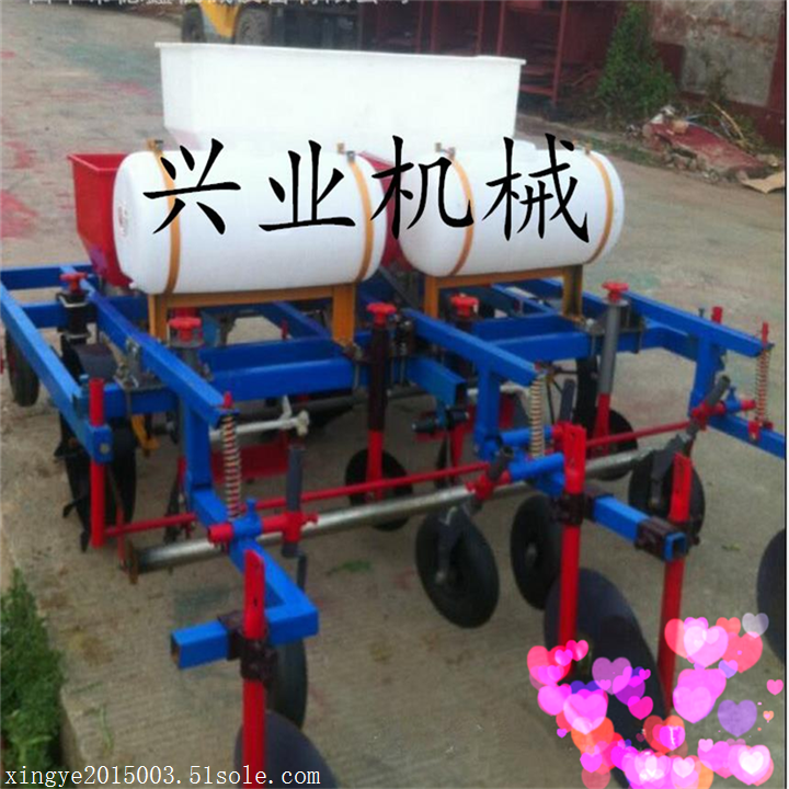 拖拉機播種施肥覆膜機  花生起壟打藥覆膜機
